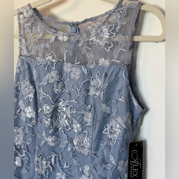 Alex Evenings Dusty Blue Embroidered Floral Sequin Sheath Dress NWT- Size 6P - Picture 4 of 8